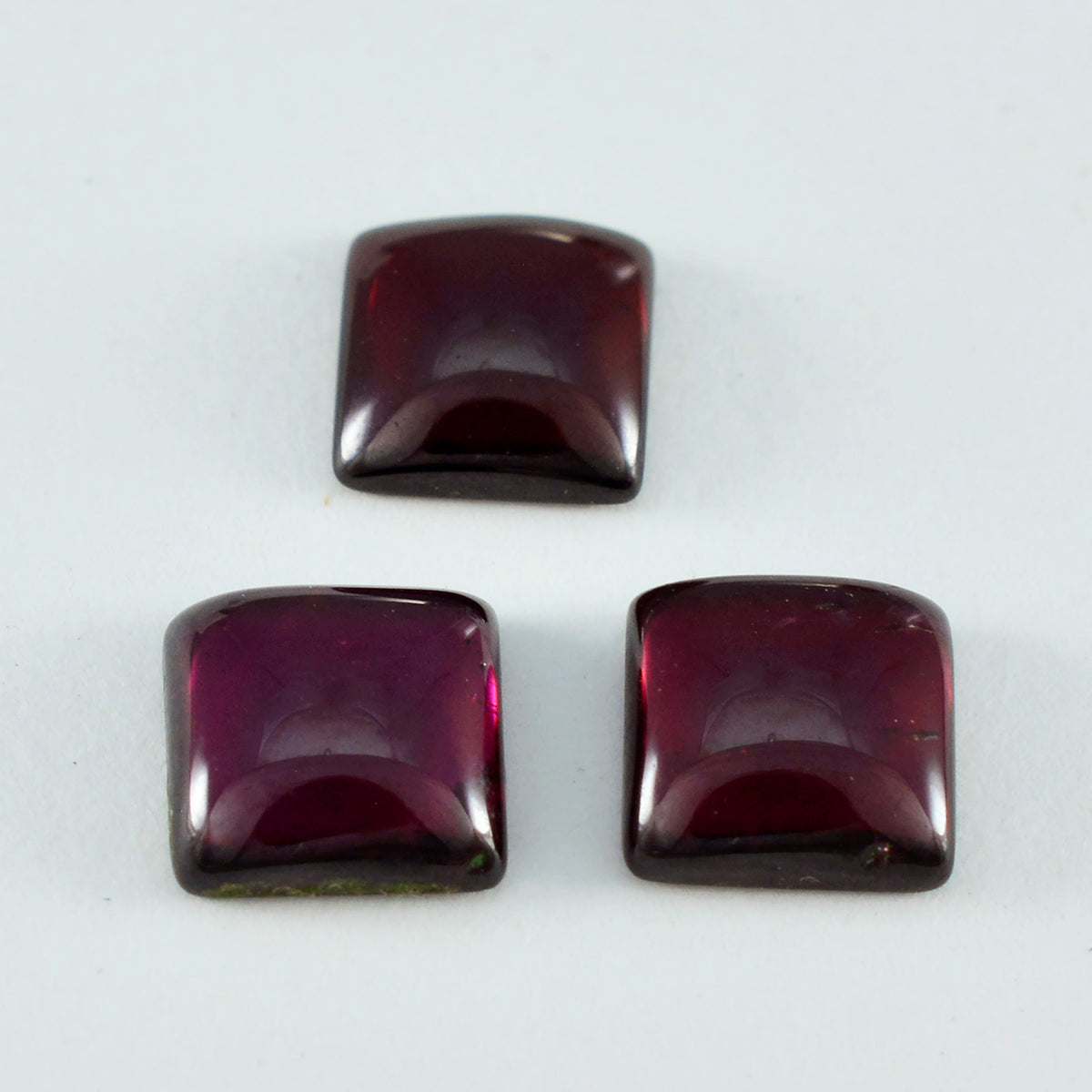 Garnet 1PC Small 8x8 MM Square Cabochon Red Luster semi Precious Loose Gemstones Image principale du produit
