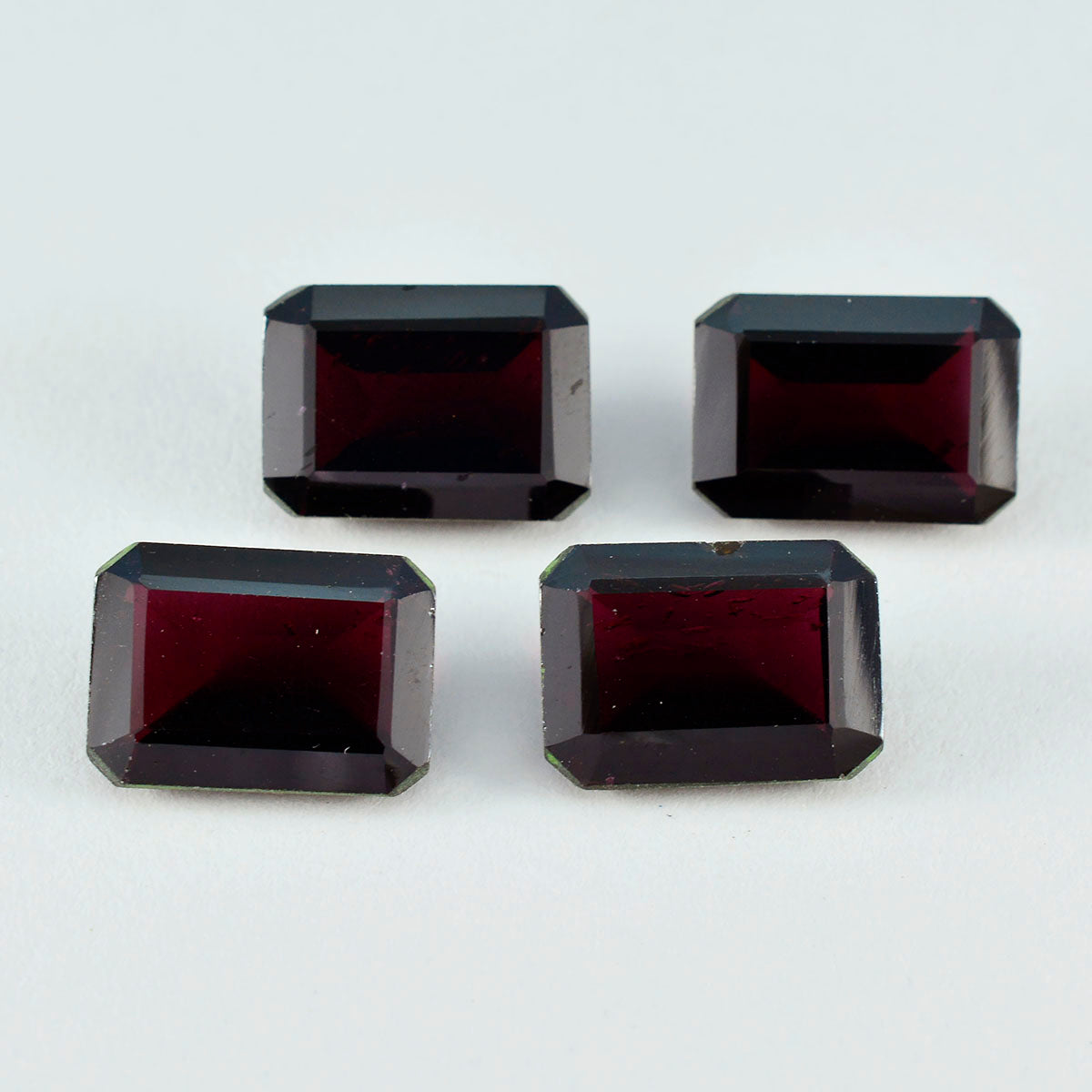 Garnet 1PC Chunky 13x18 MM Emerald Faceted Red Splendid Semi Precious Gems Главное изображение товара