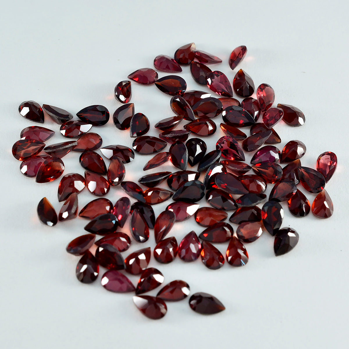 Garnet 1PC Small 6x8 MM Pear Faceted Red Superior Semi Precious Gems Sekundär produktbild