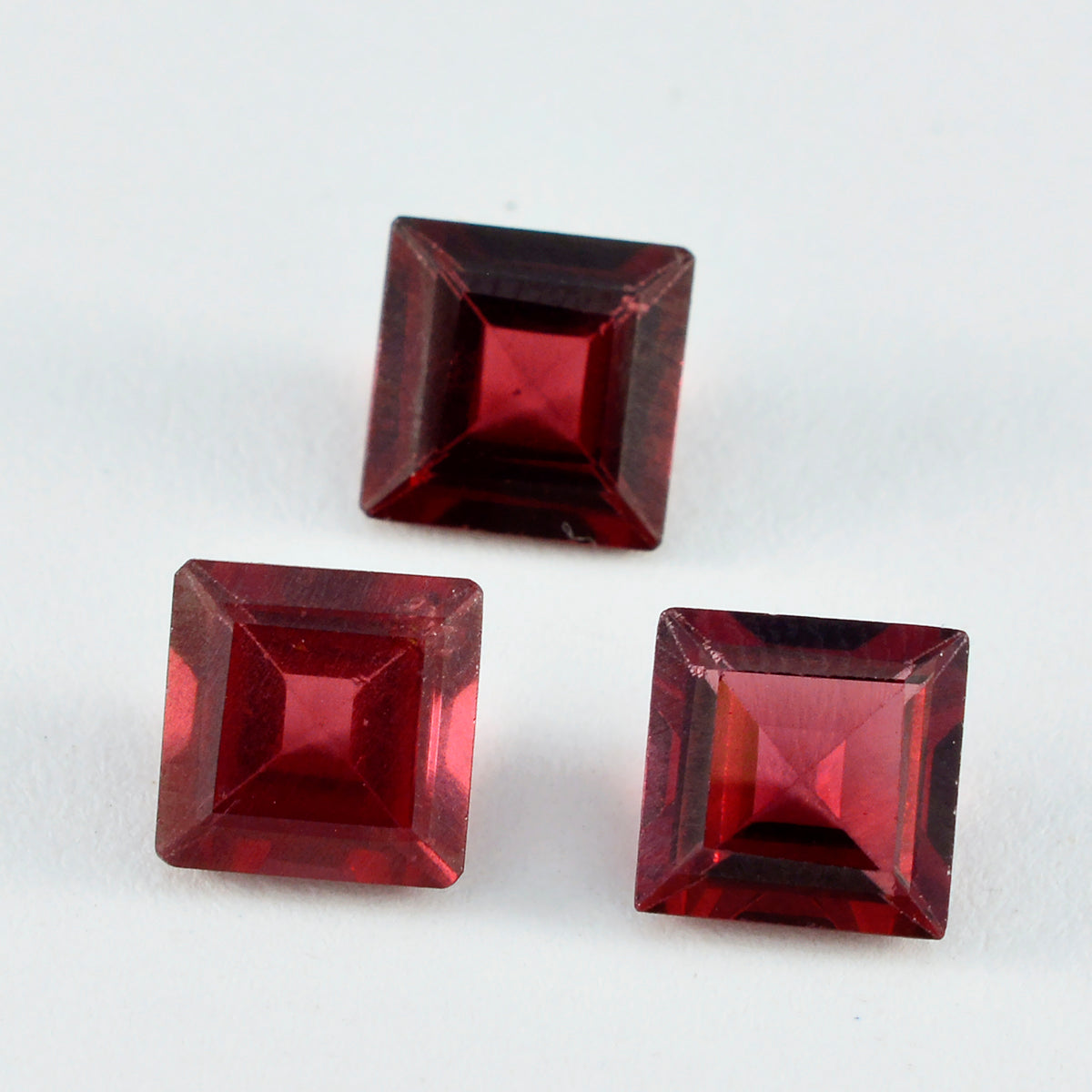 Garnet 1PC Chunky 16x16 MM Square Faceted Red Pure Semi Precious Loose Gemstones Второстепенное изображение товара
