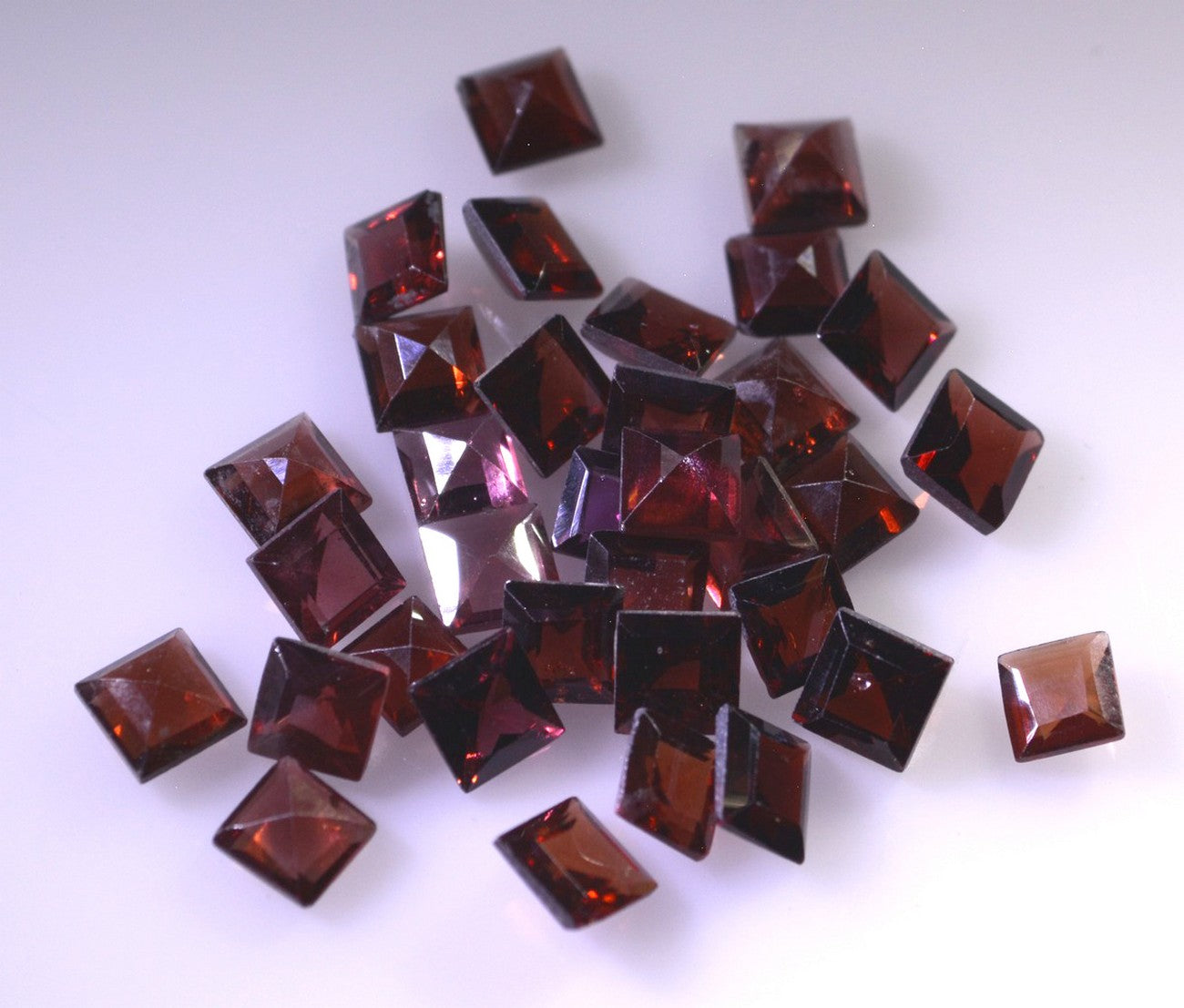 Garnet 1PC Tiny 6x6 MM Square Faceted Red Polished Semi Precious Loose Gems