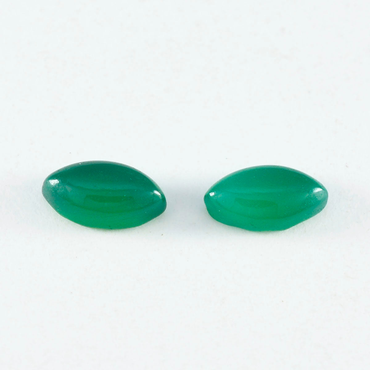Green Onyx 1PC Medium 7x14 MM Marquise  Cabochon Green Brilliant semi Precious Precious Gemstone