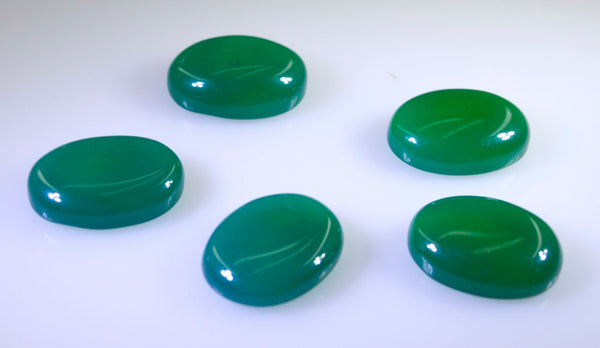 Green Onyx 1PC Medium 7x10 MM Oval Cabochon Green Sparkling semi Precious Loose Gemstone