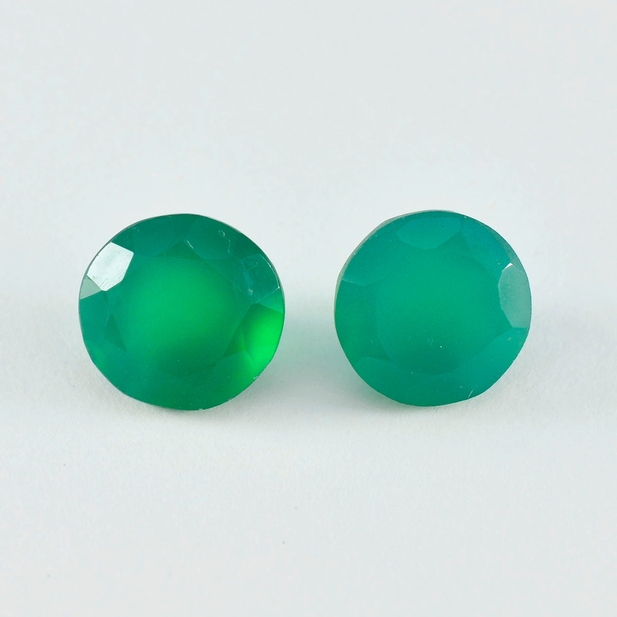 Grüner Onyx, 1 Stück, grob, 14 x 14 mm, rund, facettiert, grün, echte Halbedelsteine, lose Edelsteine