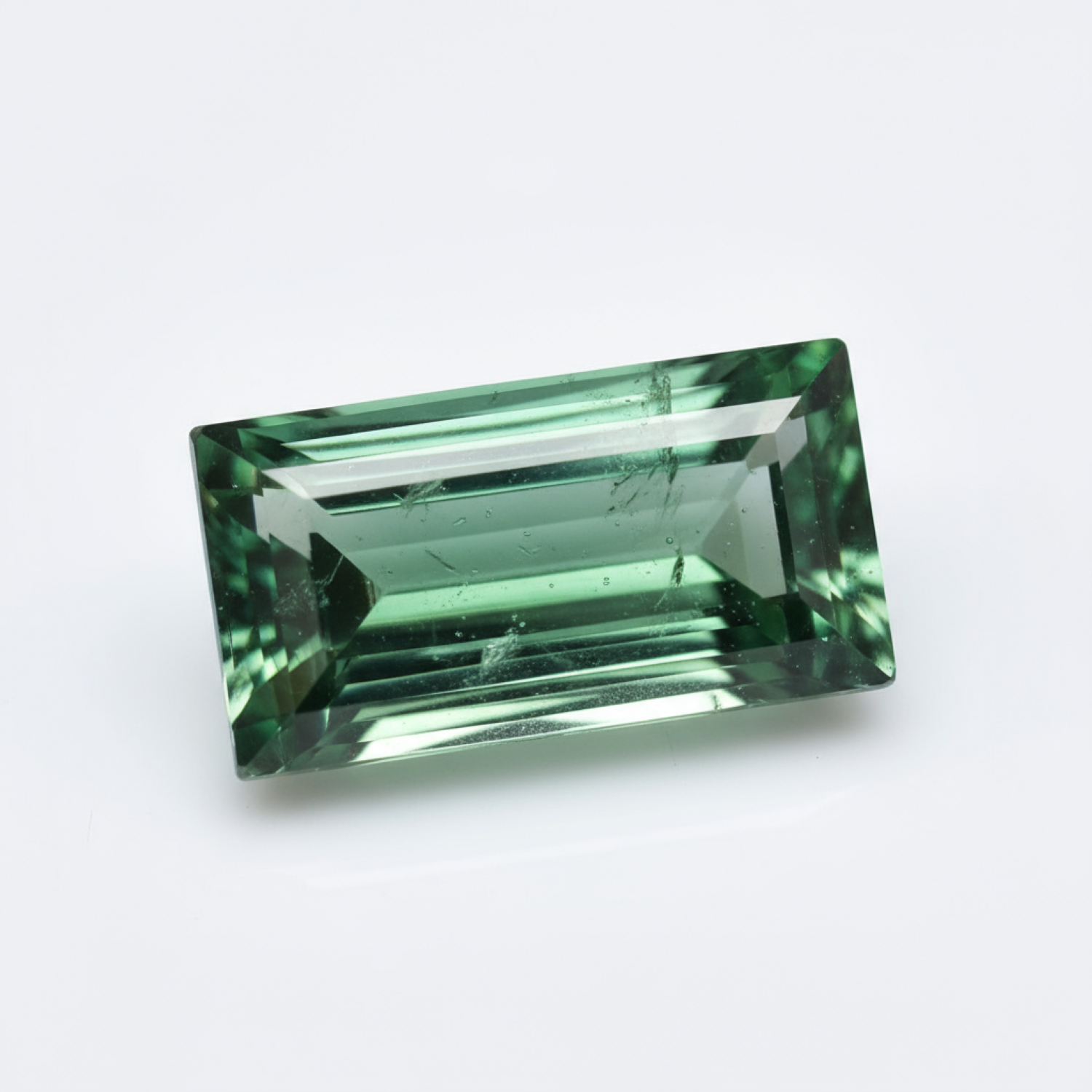 Green Tourmaline 1PC Tiny 4x8 MM Baguette Faceted Green Shine Semi Precious Loose Gemstones Image principale du produit