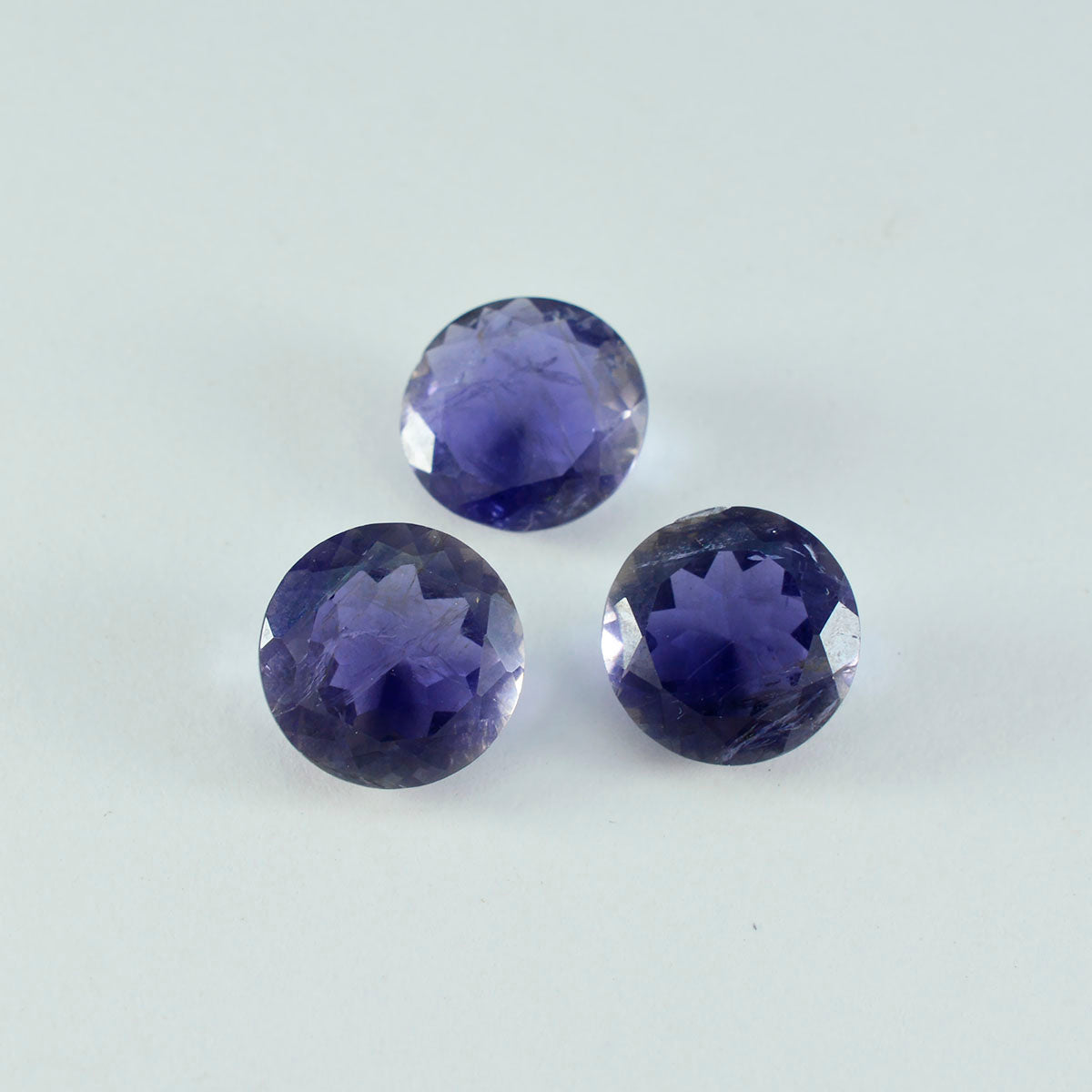 Iolite 1PC Chunky 15x15 MM Round Faceted Blue Superior Semi Precious Gems Immagine principale del prodotto