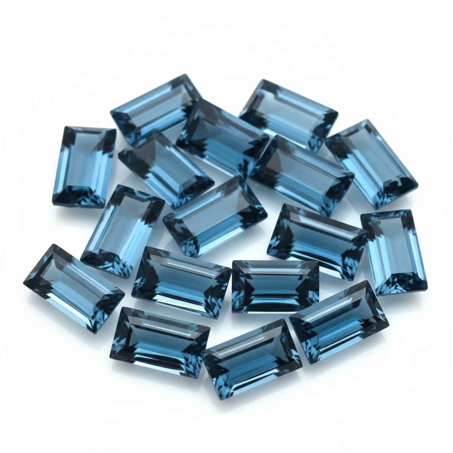 London Blue topaz 10PC Tiny 2.5x5 MM Baguette Faceted Blue Fine Semi Precious Loose Gemstone Secundaire afbeelding