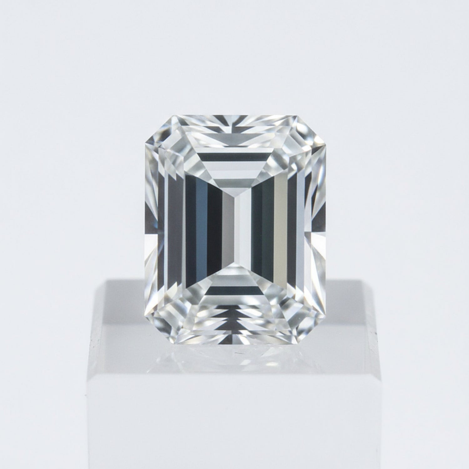 Lab Grown Diamond 1PC Large 10x12 MM Emerald Faceted White Pure Man Made Loose Gemstones