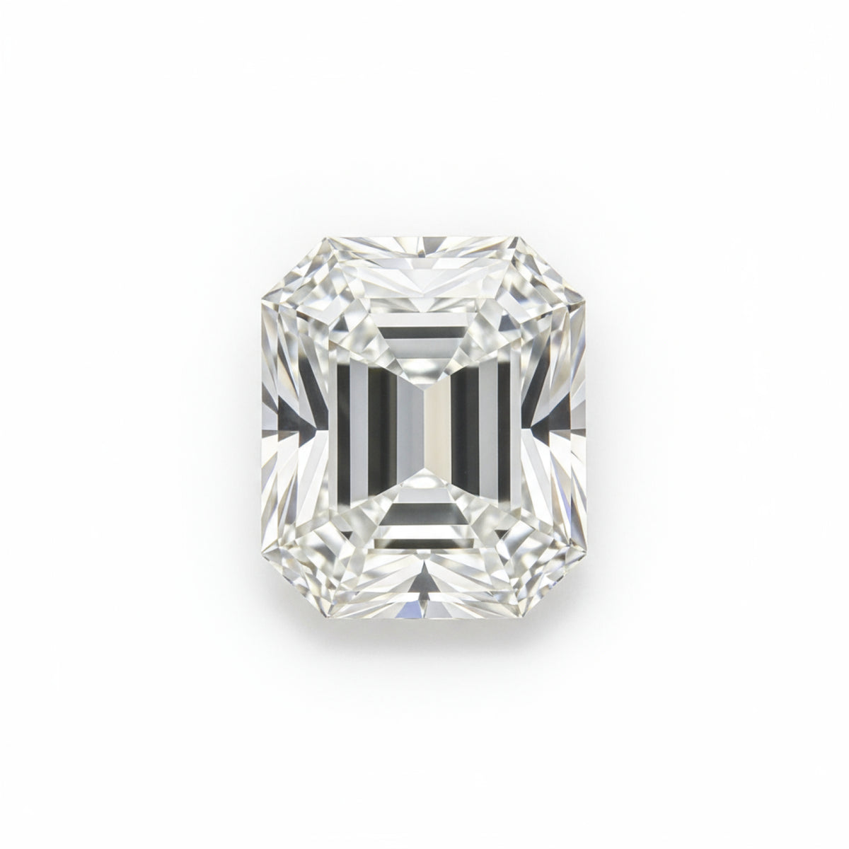 Lab Grown Diamond 1PC Tiny 4x6 MM Emerald Faceted White Splendid Man Made Loose Gemstone