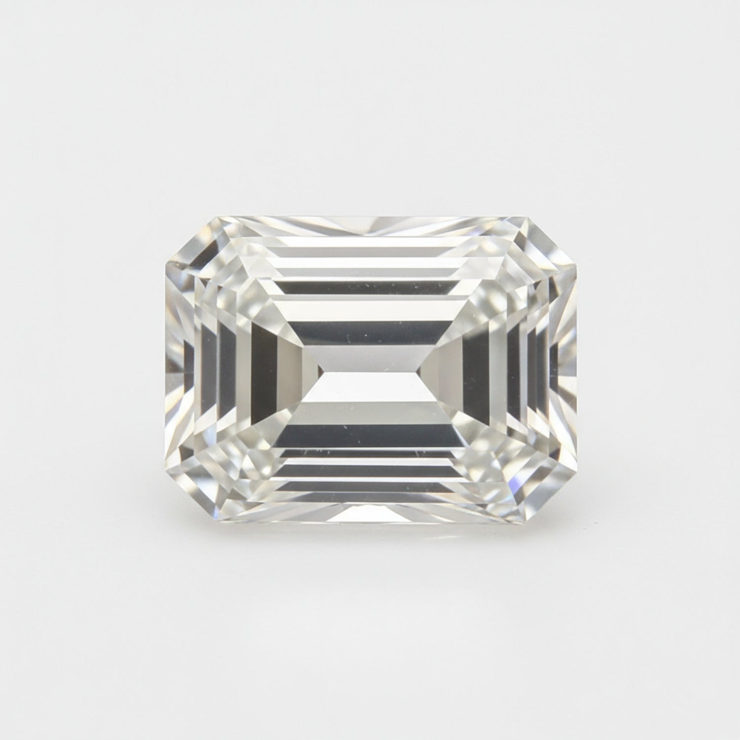 Lab Grown Diamond 1PC Tiny 5x7 MM Emerald Faceted White Luster Man Made Loose Gemstones