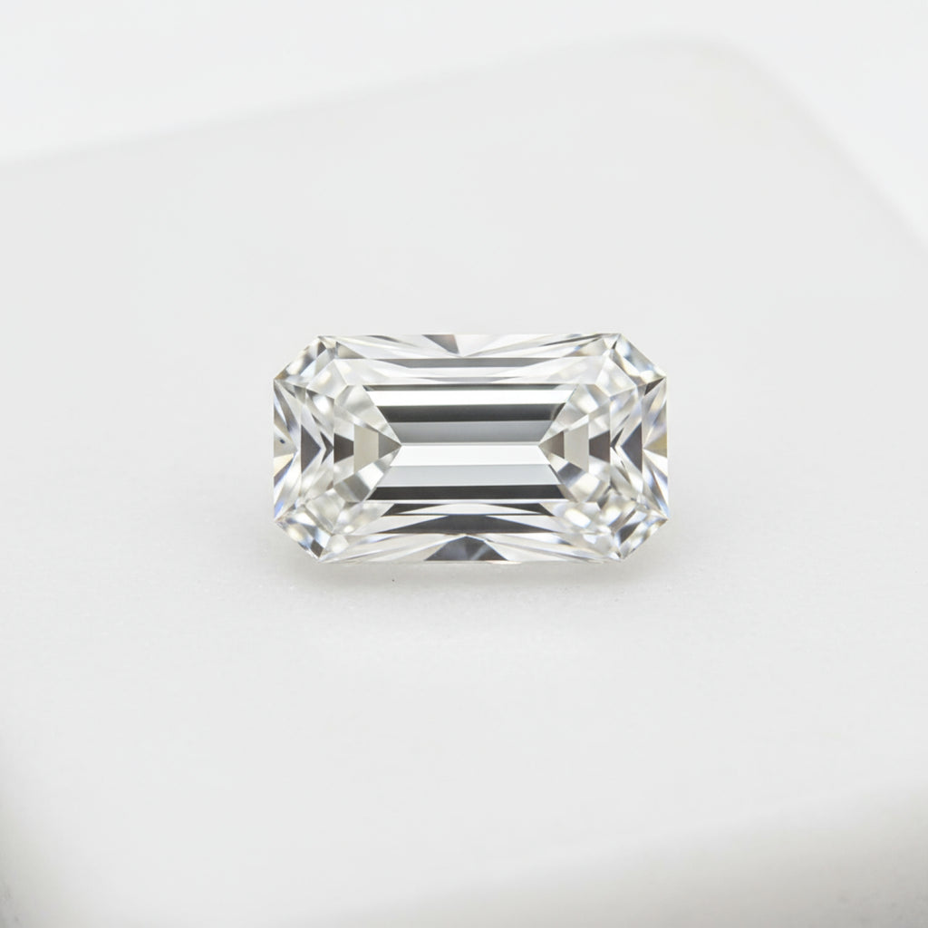 Lab Grown Diamond 1PC Small 7x9 MM Emerald Faceted White Fine Man Made Loose Gemstone