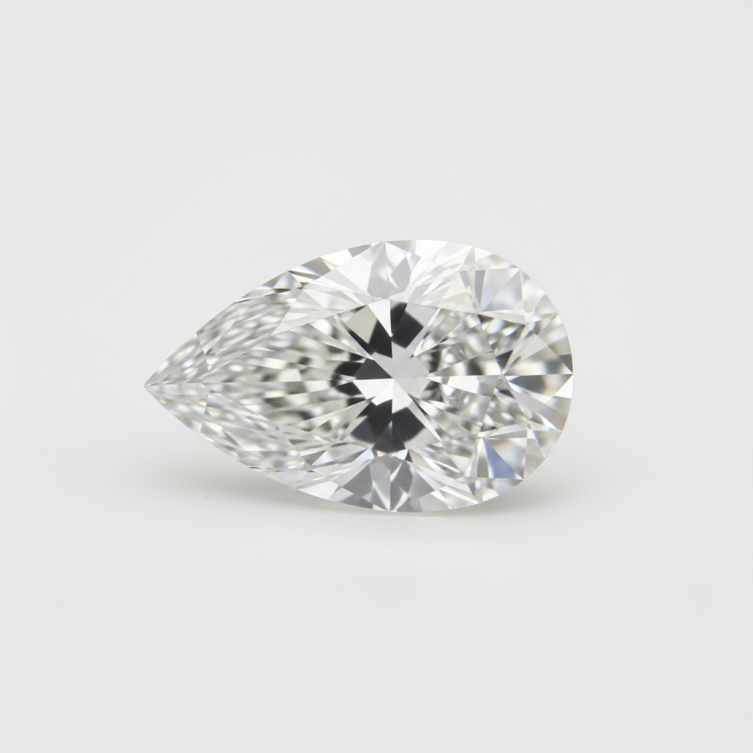 Lab Grown Diamond 1PC Tiny 4x6 MM Pear Faceted White Fine Man Made Gems メイン画像