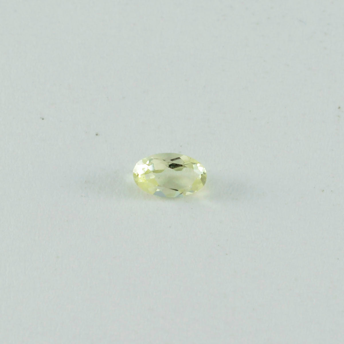 Lemon Quartz 10PC Tiny 3x5 MM Oval Faceted Yellow Lustrous Semi Precious Gems Image principale du produit