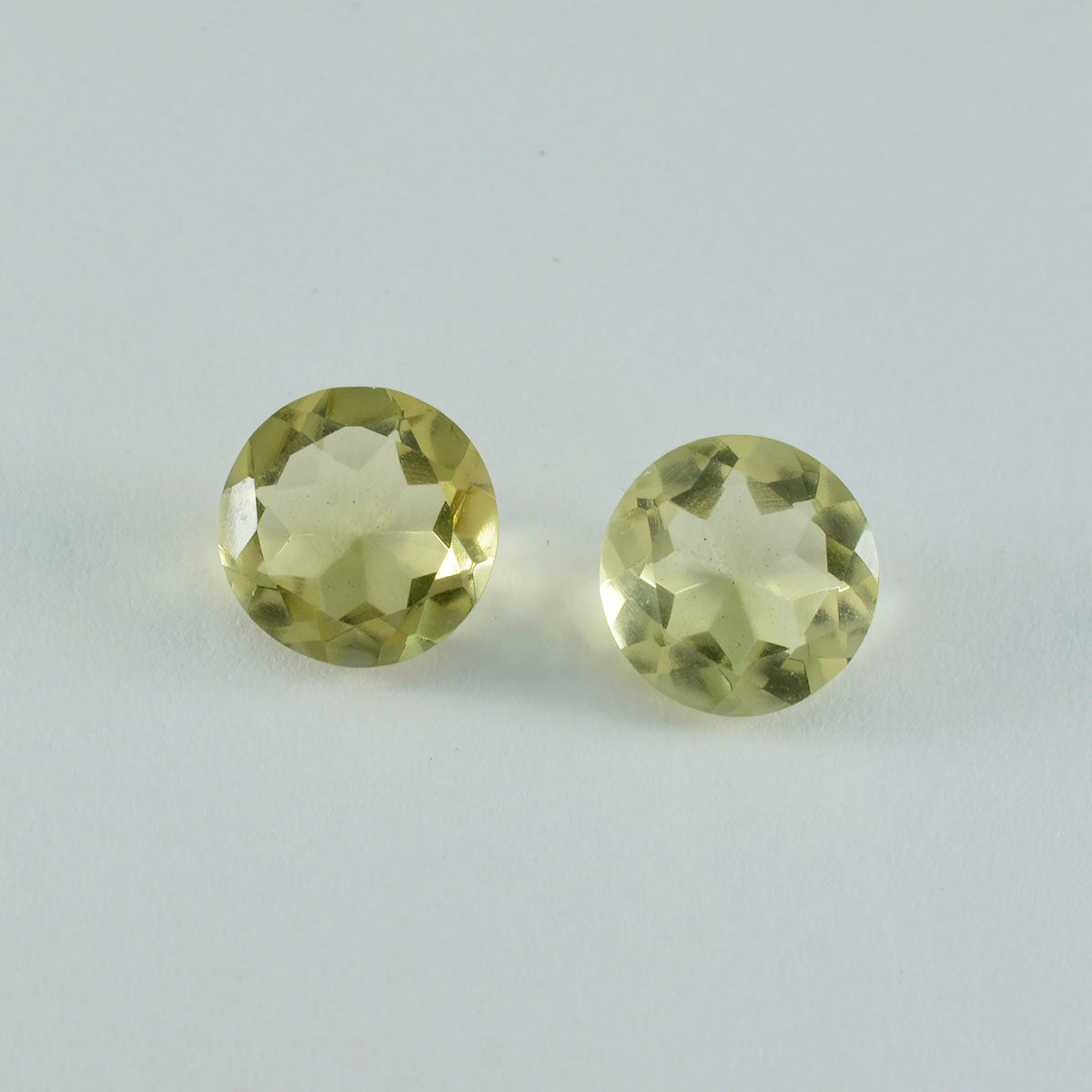 Lemon Quartz 1PC Chunky 15x15 MM Round Faceted Yellow Superior Semi Precious Gems Image principale du produit
