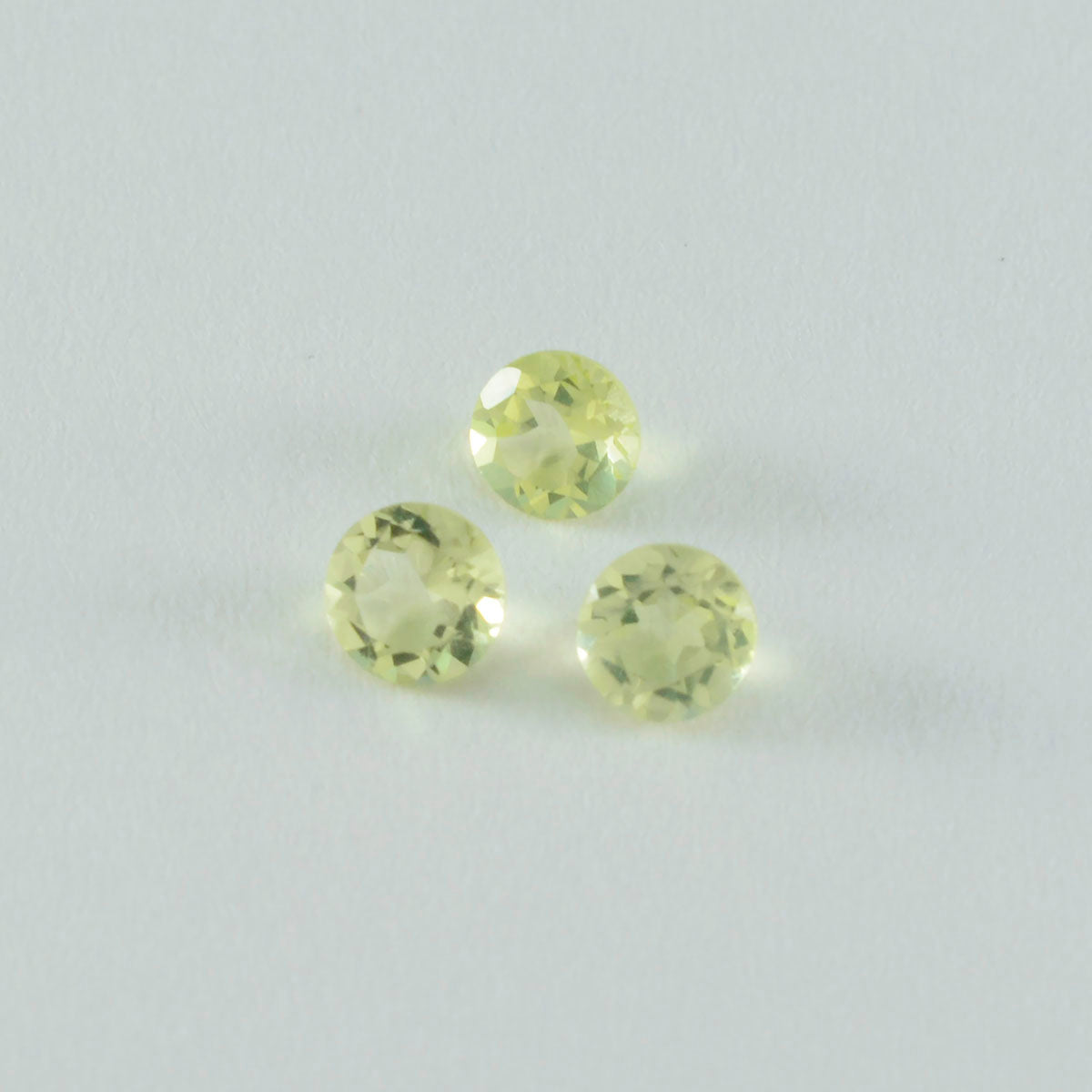 Lemon Quartz 10PC Tiny 5x5 MM Round Faceted Yellow Sparkling Semi Precious Loose Gemstone Immagine principale del prodotto