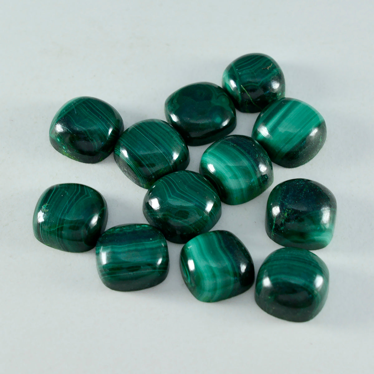 Malachite 10PC Tiny 4x4 MM Cushion Cabochon Green Sparkling semi Precious Gems Hoofdafbeelding