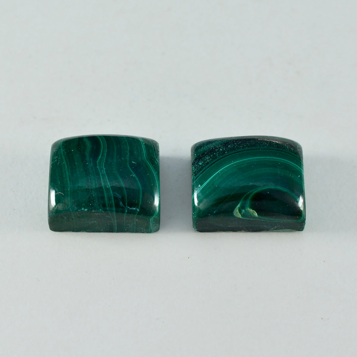 Malachit 1PC Medium 8x10 MM Smaragd Cabochon Grün Lüster Halbedelstein Hauptbild
