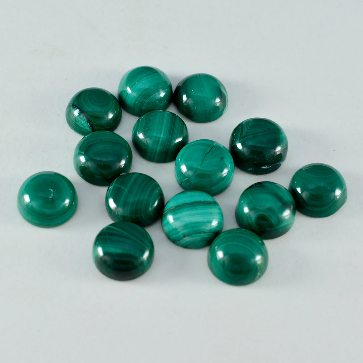 Malachite 1PC Small 8x8 MM Round Cabochon Green Fiery semi Precious Semi Precious Gemstone Immagine principale del prodotto