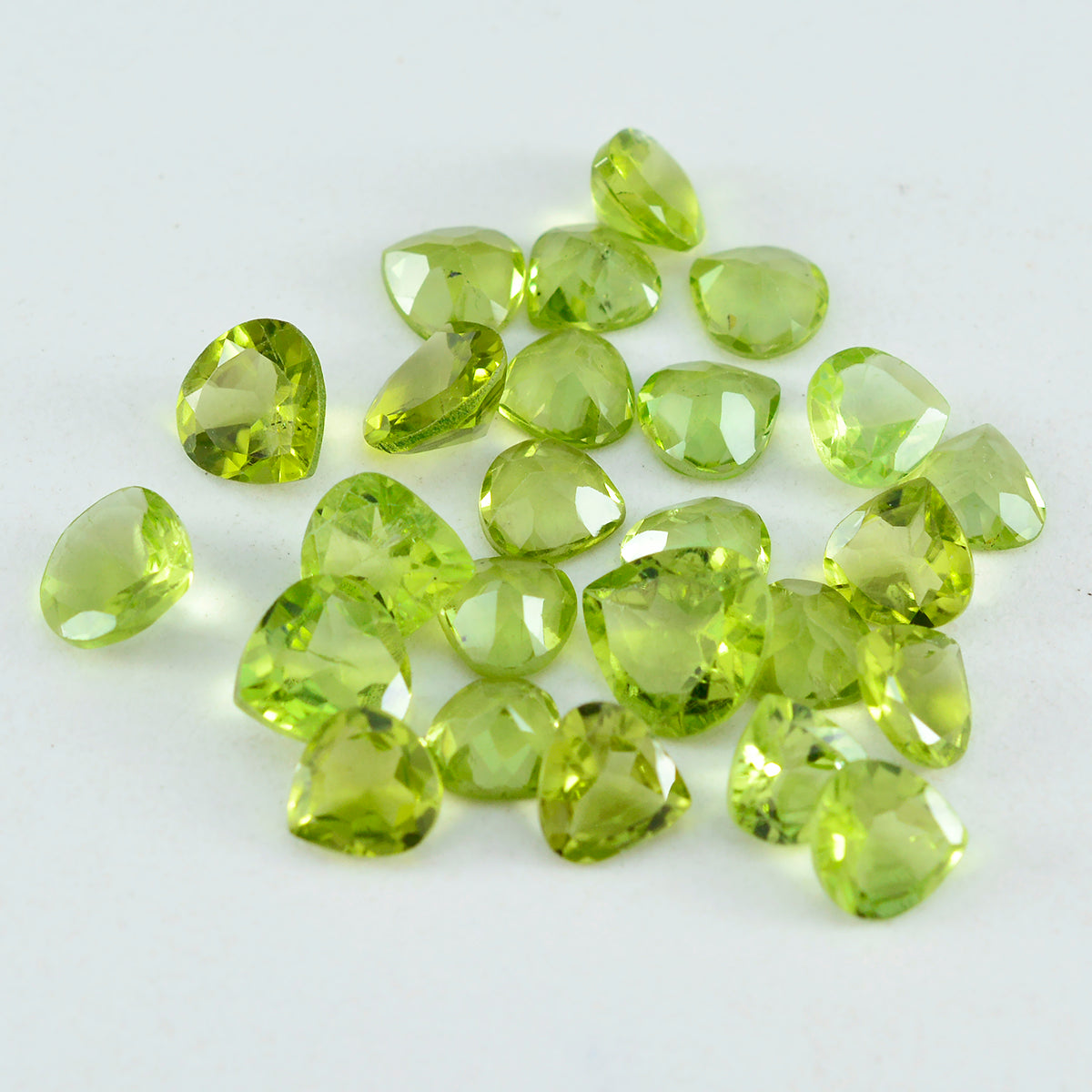 Peridot 10PC Tiny 4x4 MM Heart Faceted Green Brilliant Semi Precious Loose Gemstones