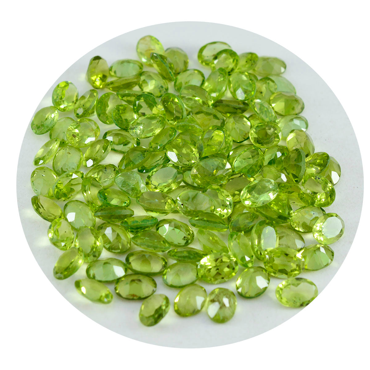 Peridot 1PC Small 6x8 MM Oval Faceted Green Fiery Semi Precious Loose Gemstone Huvudsaklig produktbild