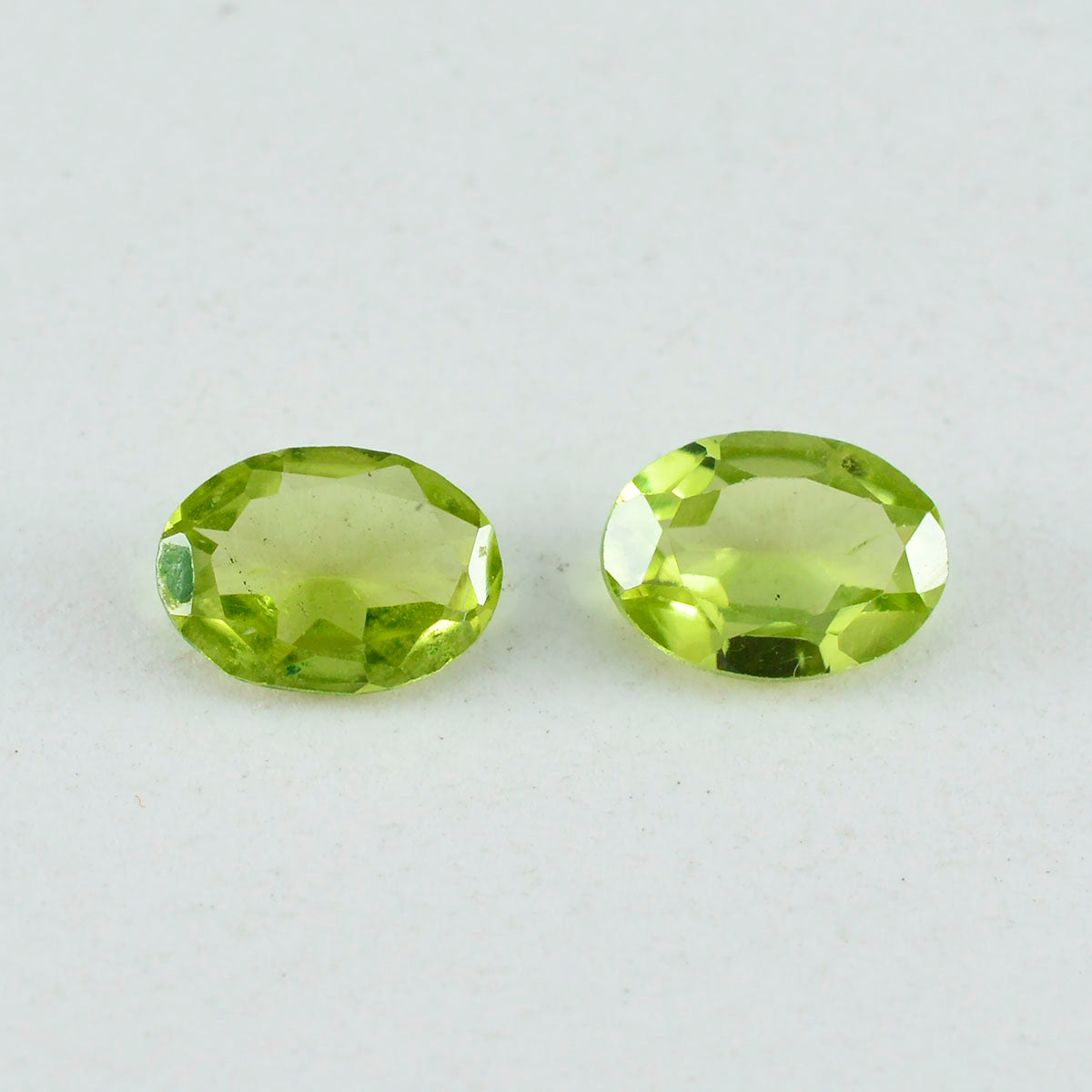 Peridot 1PC Medium 7x10 MM Oval Faceted Green Polished Semi Precious Loose Gems