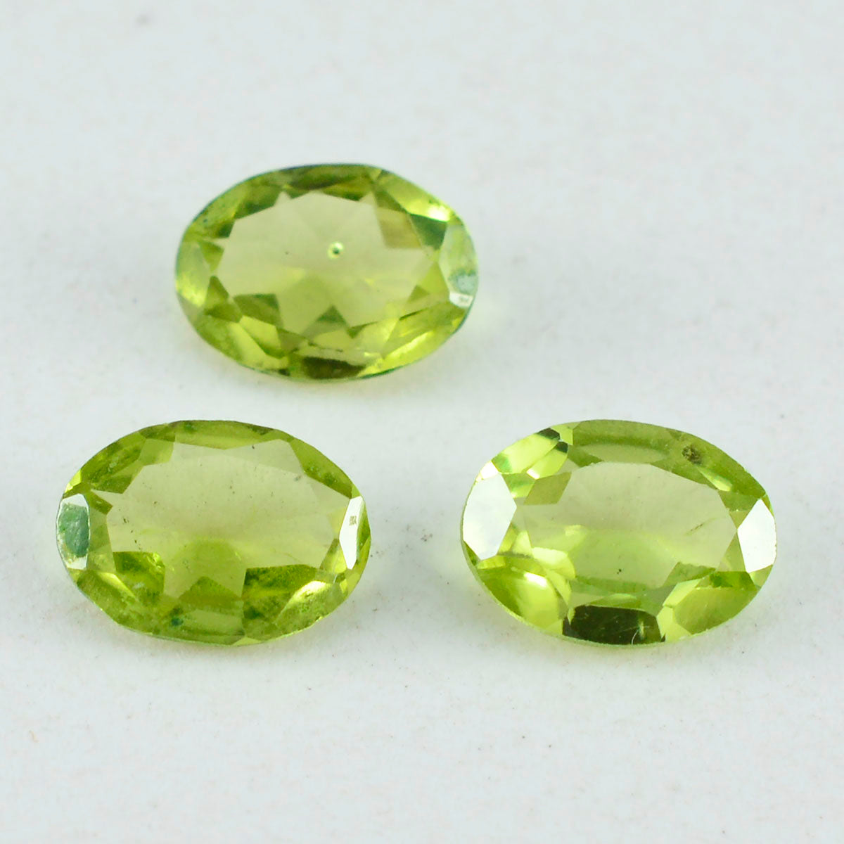 Peridot 1PC Small 7x9 MM Oval Faceted Green Sparkling Semi Precious Gems