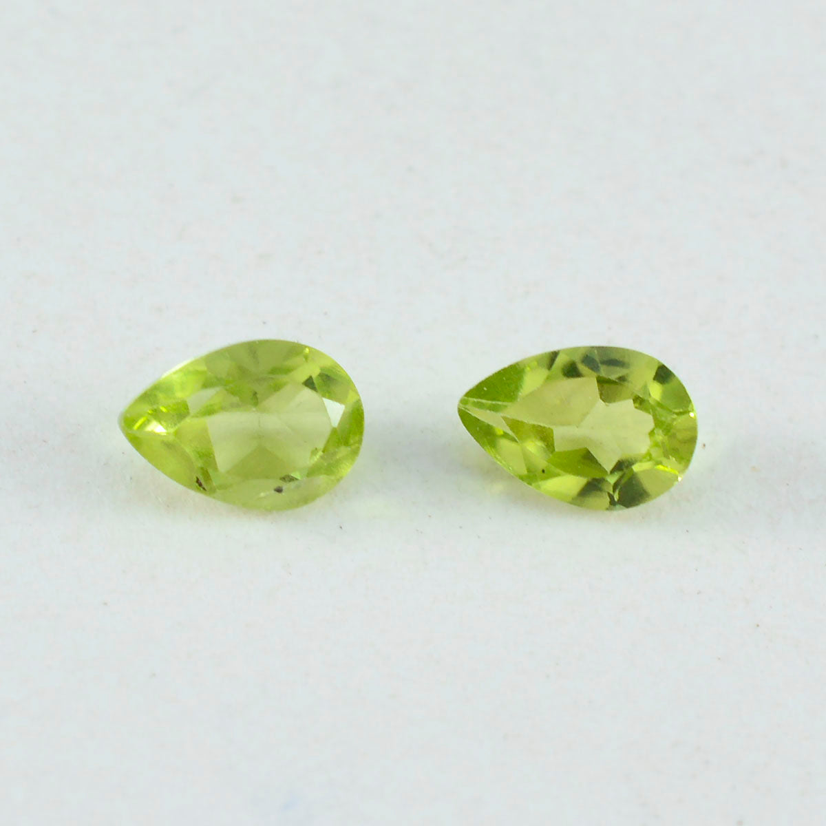 Peridot 1PC Tiny 5x7 MM Pear Faceted Green High-Quality Semi Precious Loose Gemstones Secondary image