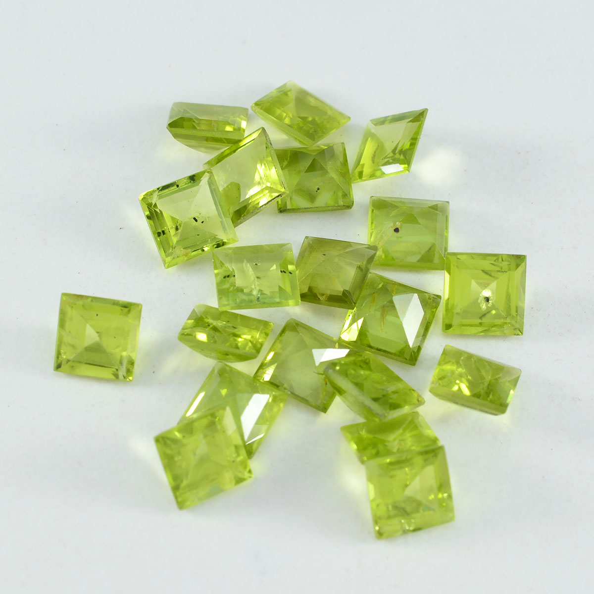 Peridot 1PC Small 7x7 MM Square Faceted Green Splendid Semi Precious Loose Gemstone