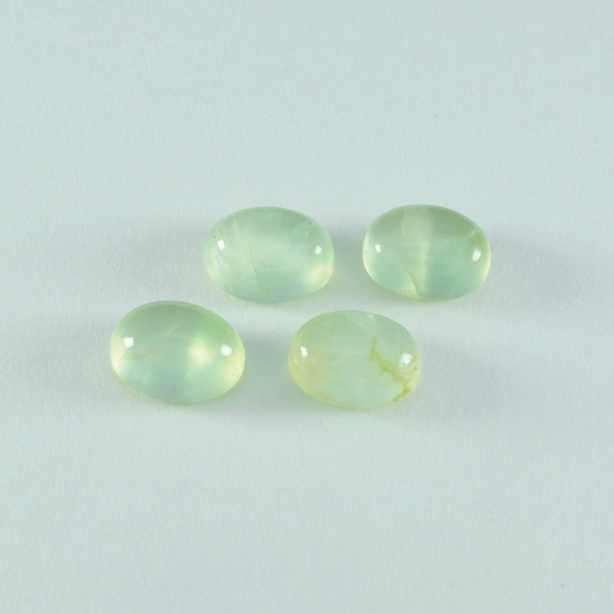 Prehnite 1PC Small 7x9 MM Oval Cabochon Green Natural semi Precious Loose Gemstone Huvudsaklig produktbild