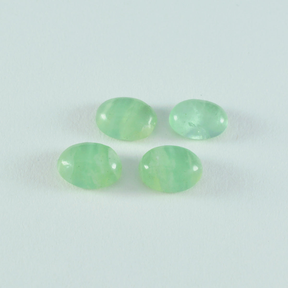 Prehnite 1PC Medium 8x10 MM Oval Cabochon Green Superior semi Precious Semi Precious Gemstone Immagine principale del prodotto