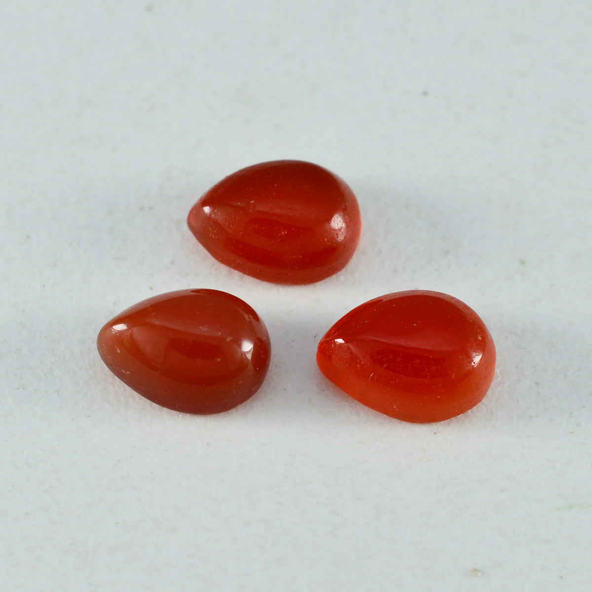 Roter Onyx 1PC Großer 8x12 MM Birnen-Cabochon Roter Glanz Halbedelsteine Lose Edelsteine Hauptbild