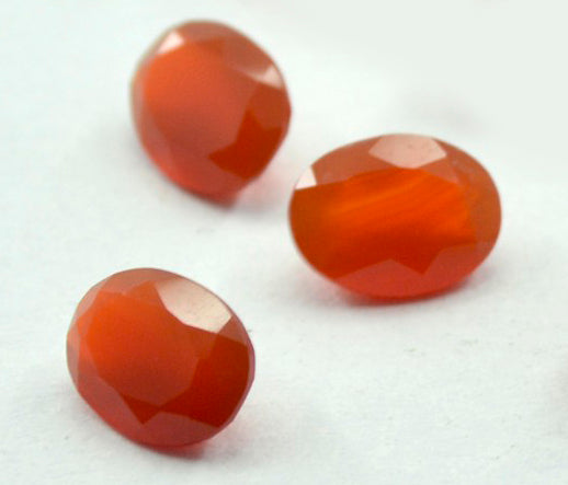 Red Onyx 1PC Chunky 13x18 MM Oval Faceted Red Fiery Semi Precious Gems メイン画像