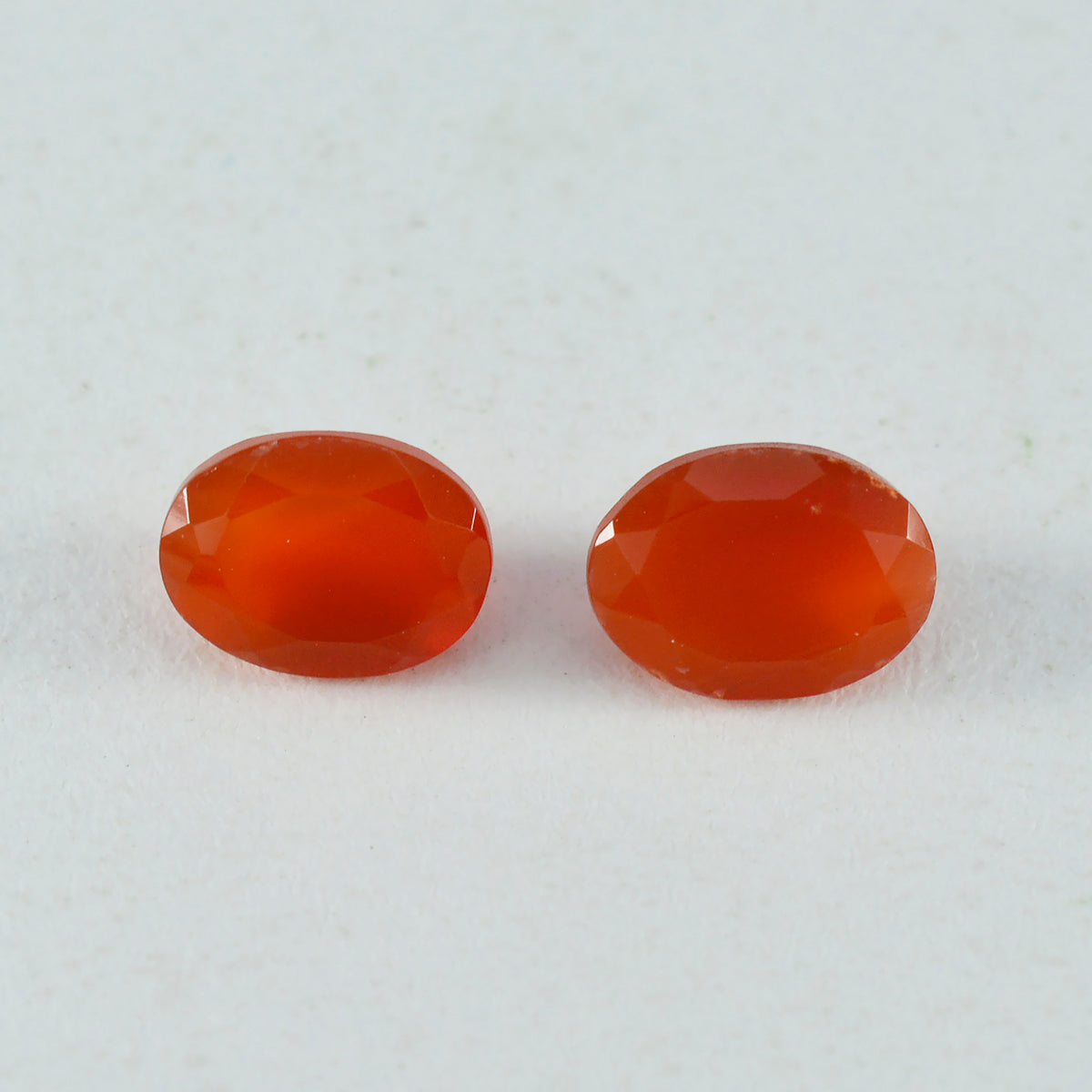Red Onyx 1PC Small 6x9 MM Oval Faceted Red Luster Semi Precious Loose Gemstones Main image