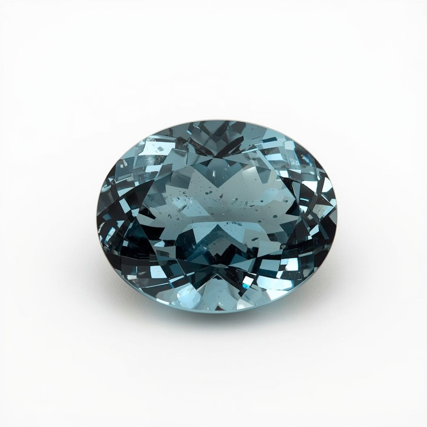 Swiss Blue Topaz 1PC Small 6x8 MM Oval Faceted Blue Fine Semi Precious Loose Gemstone Huvudsaklig produktbild