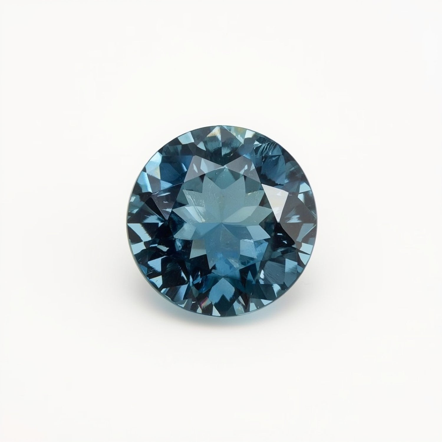 Swiss Blue Topaz 1PC Small 7x7 MM Round Faceted Blue Splendid Semi Precious Loose Gemstone メイン画像