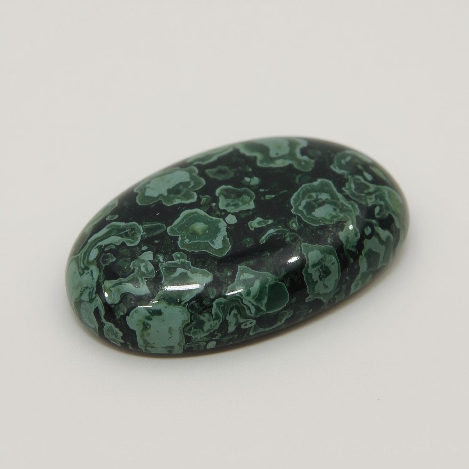Serpentine 1PC Large 10x12 MM Oval Cabochon Green Fine semi Precious Gems Imagen secundaria del producto