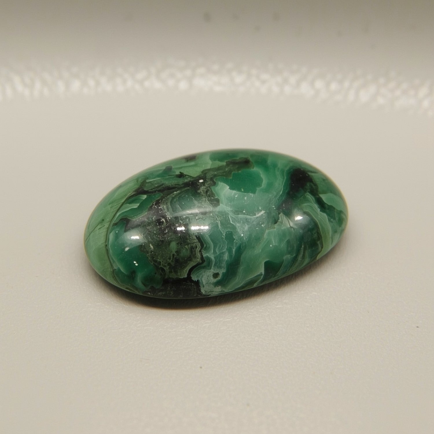 Serpentine 1PC Medium 7x10 MM Oval Cabochon Green Splendid semi Precious Loose Gemstone Imagen secundaria del producto
