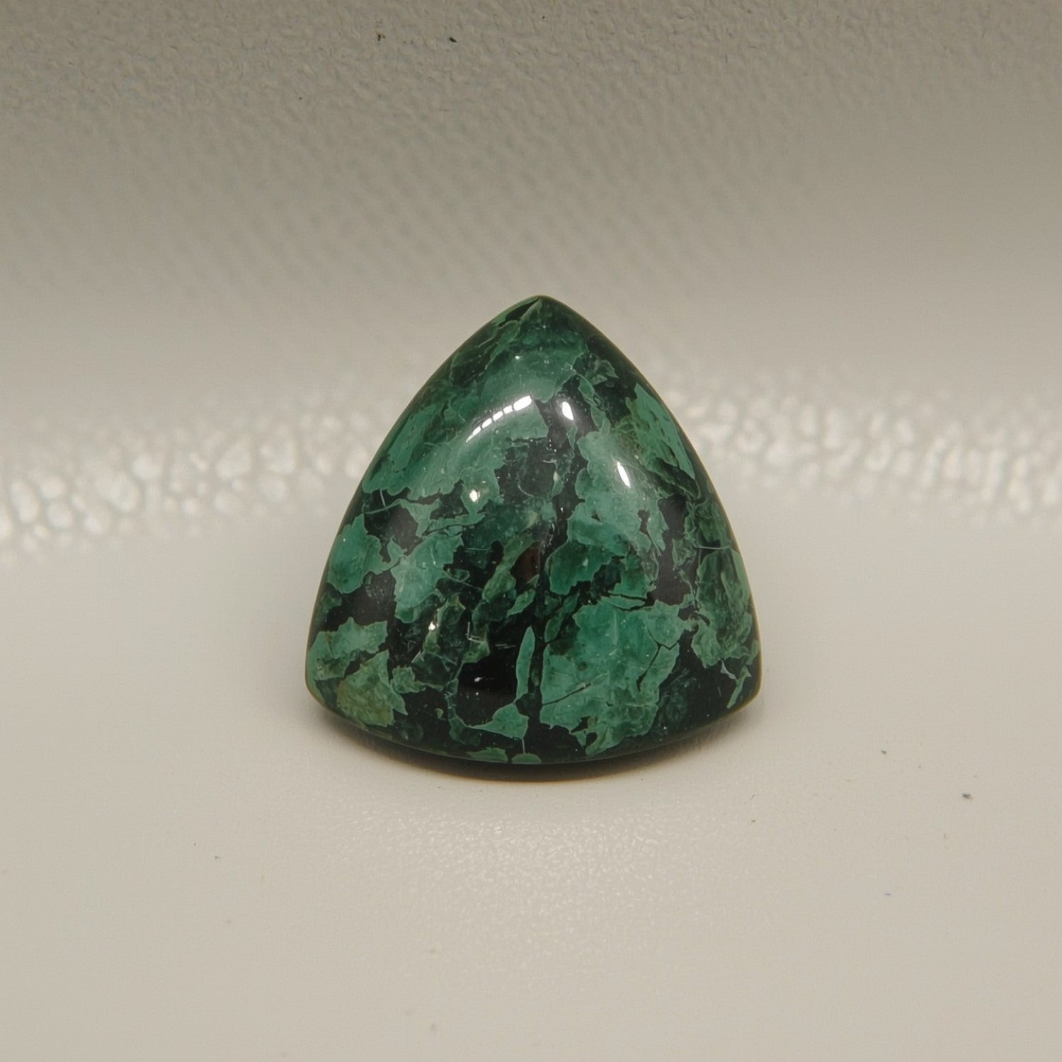 Serpentine 10PC Tiny 5x5 MM Triangle Cabochon Green Splendid semi Precious Gems Второстепенное изображение товара