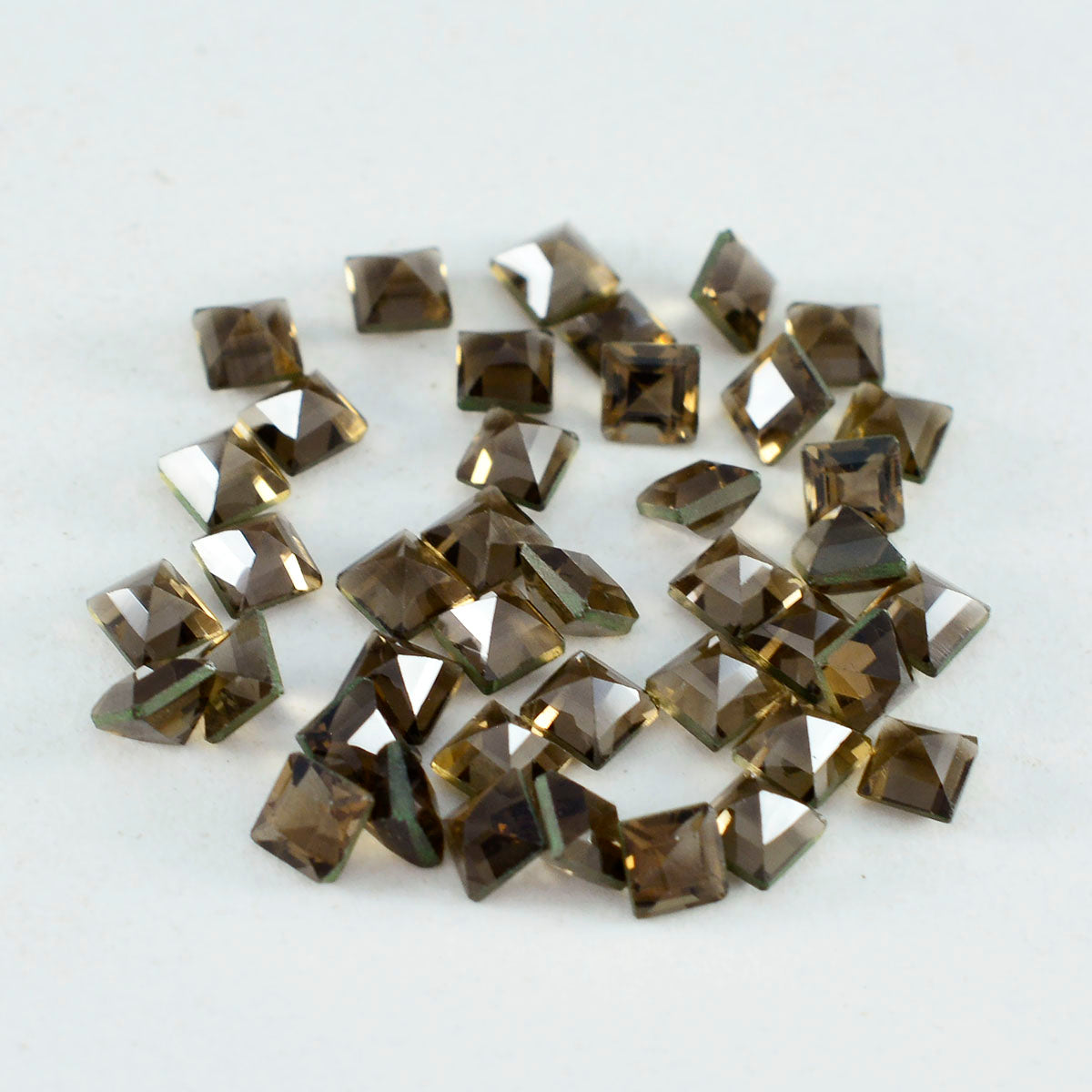 Smoky Quartz 10PC Tiny 4x4 MM Square Faceted Brown Brilliant Semi Precious Loose Gems Image principale du produit