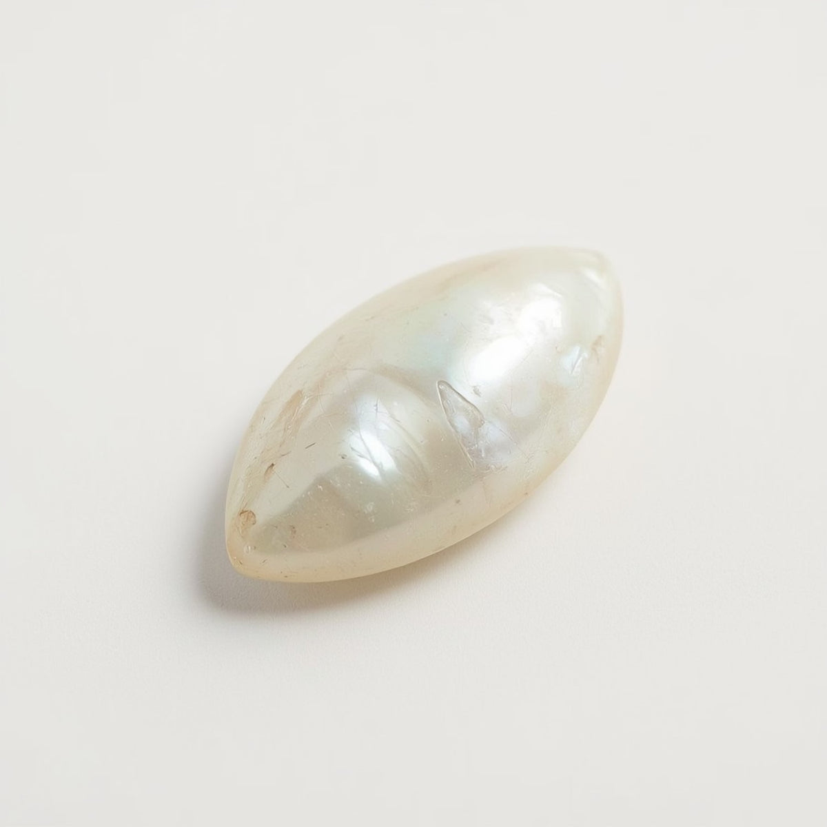 White Pearl  1PC Medium 7x14 MM Marquise  Cabochon White Pure Precious Precious Gemstone