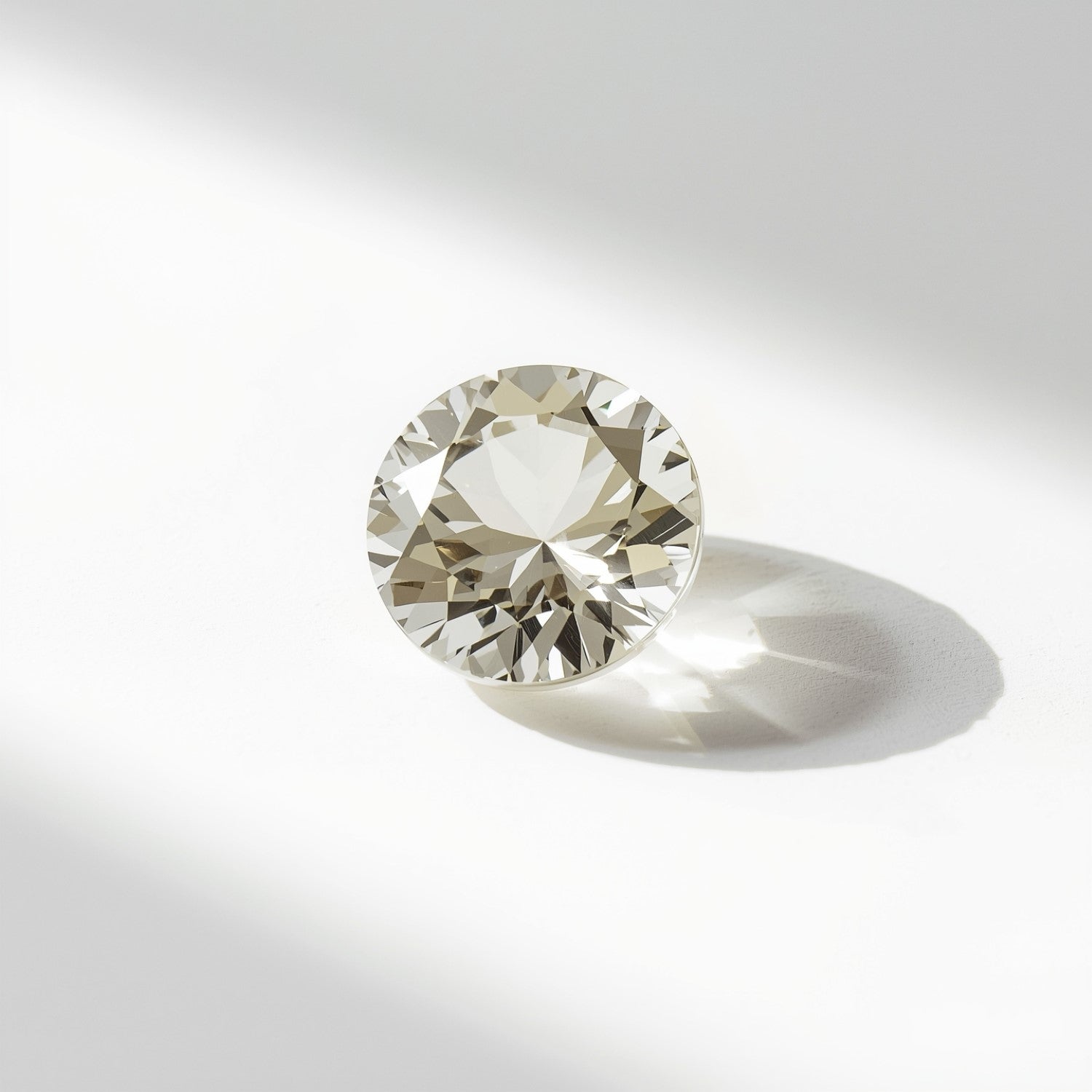 White Topaz 10PC Tiny 4x4 MM Round Faceted White Brilliant Semi Precious Loose Gemstones Image principale du produit