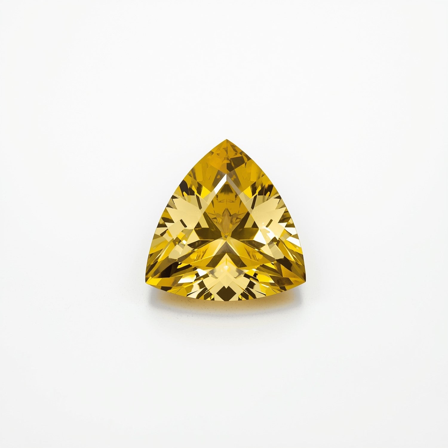 Yellow Sapphire 1PC Tiny 5x5 MM Triangle Faceted Yellow Sparkling Precious Loose Gemstone Image secondaire du produit