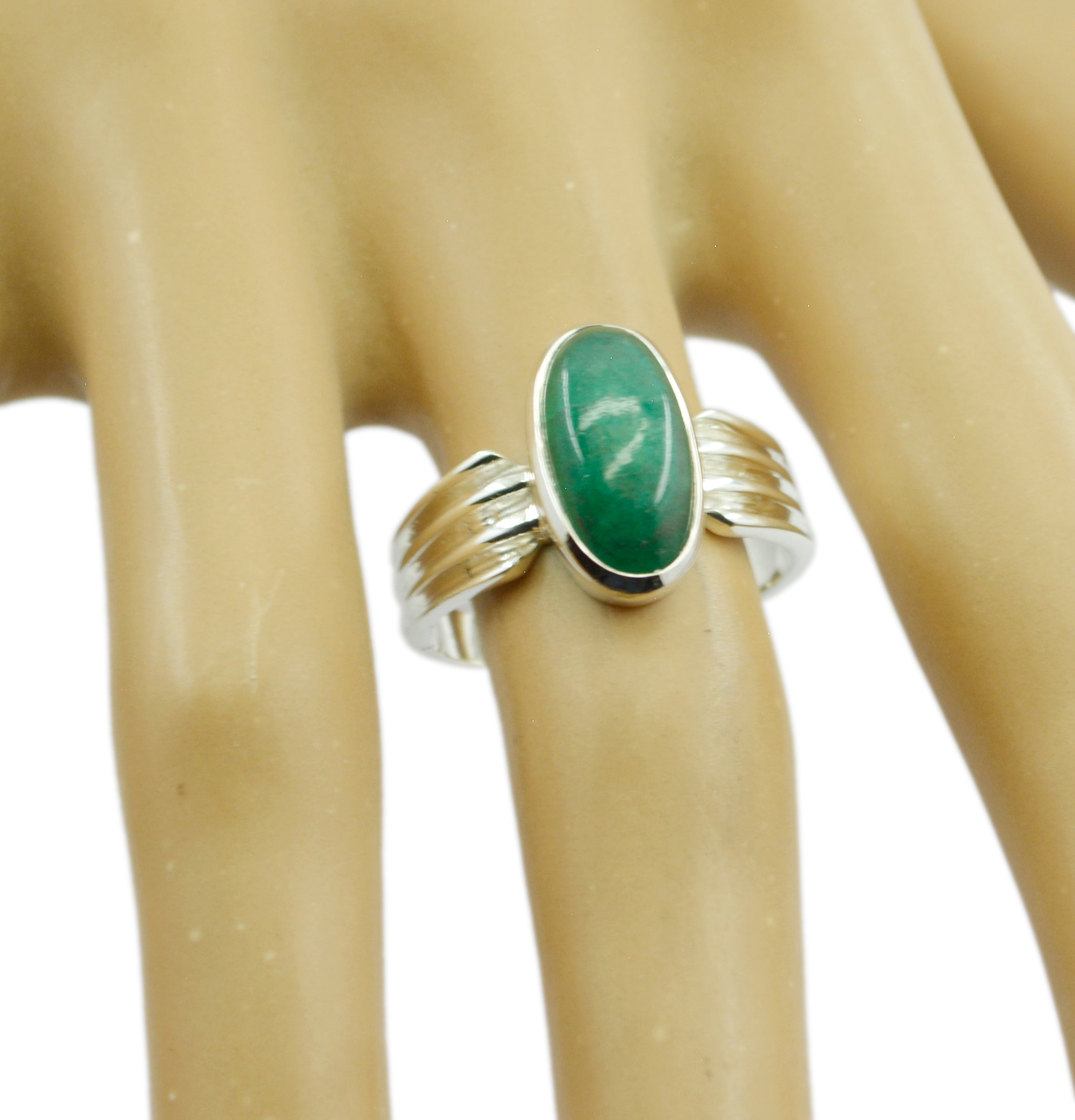 Drop-Dead Gem Indianemerald 925 Silver Ring Jewelry For Girlfriend