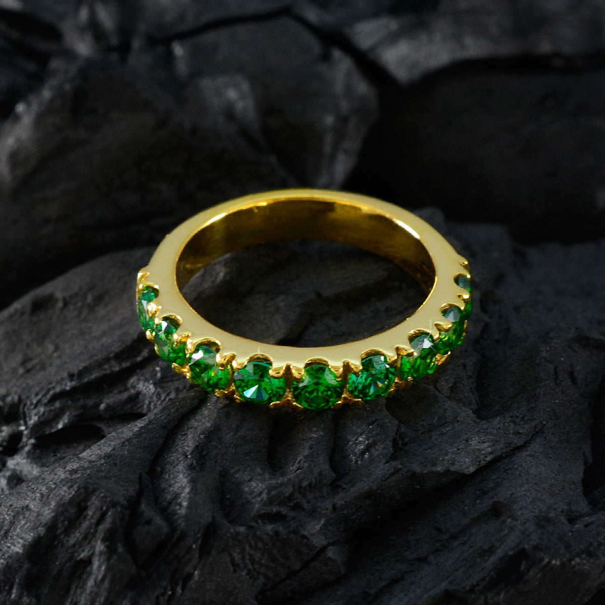 Riyo encantador anillo de plata con chapado en oro amarillo Esmeralda cz piedra forma redonda ajuste de punta joyería de moda anillo de cóctel