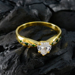 Riyo Klassischer Silberring mit gelber Vergoldung, Smaragd-CZ-Stein, herzförmige Krappenfassung, Schmuck, Verlobungsring