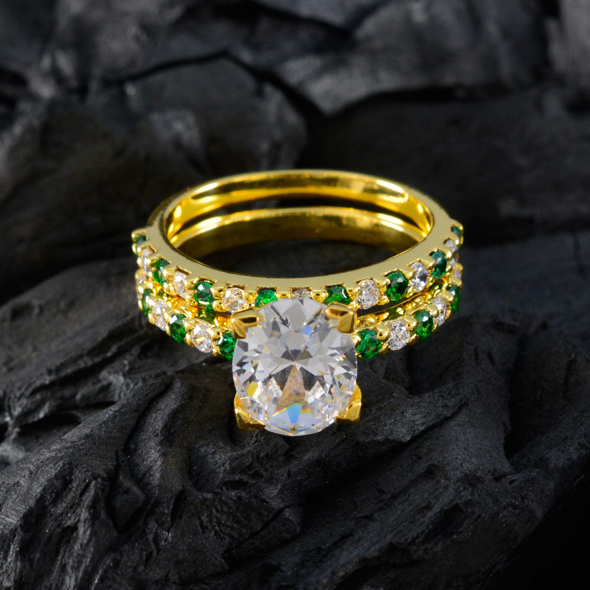 Riyo excelente anillo de plata con chapado en oro amarillo esmeralda cz piedra forma ovalada ajuste de punta joyería de diseñador anillo del día de San Valentín