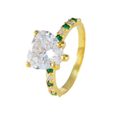 Riyo a granel anillo de plata con chapado en oro amarillo esmeralda cz piedra en forma de corazón ajuste de punta joyería elegante anillo de cóctel