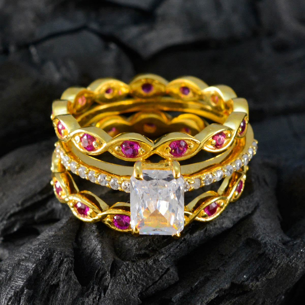 Anillo de plata riyo Choice con chapado en oro amarillo, piedra de rubí cz, anillo del día del padre con forma octágono