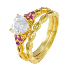 Riyo kompletter Silberring mit gelber Vergoldung, Rubin-CZ-Stein, herzförmige Krappenfassung, Modeschmuck, Halloween-Ring