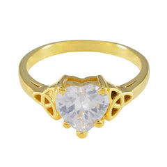 Excelente anillo de plata riyo con chapado en oro amarillo, anillo de aniversario con forma de corazón de piedra cz blanca